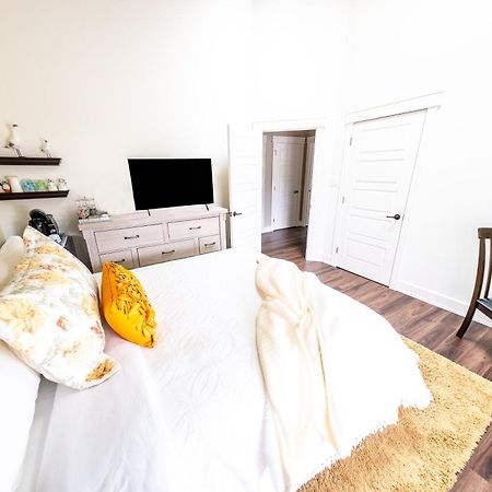 Back Home Bed And Breakfast Membertou 客房 照片