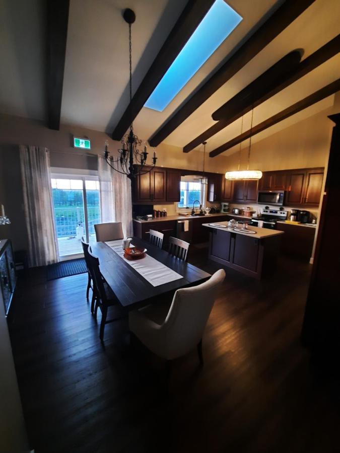 Back Home Bed And Breakfast Membertou 外观 照片